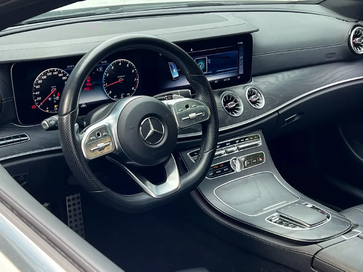 2020 Mercedes-Benz E Class 2.0T 258HP L4 9AT,autocango,china used car exporter,china ev exporter,chinese used car exporter,chinese used ev exporter