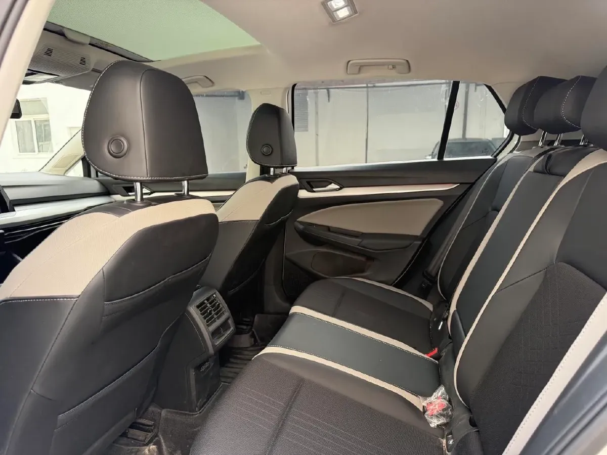 2021 Volkswagen Golf 1.4T 150HP L4 7DCT,autocango,china used car exporter,china ev exporter,chinese used car exporter,chinese used ev exporter