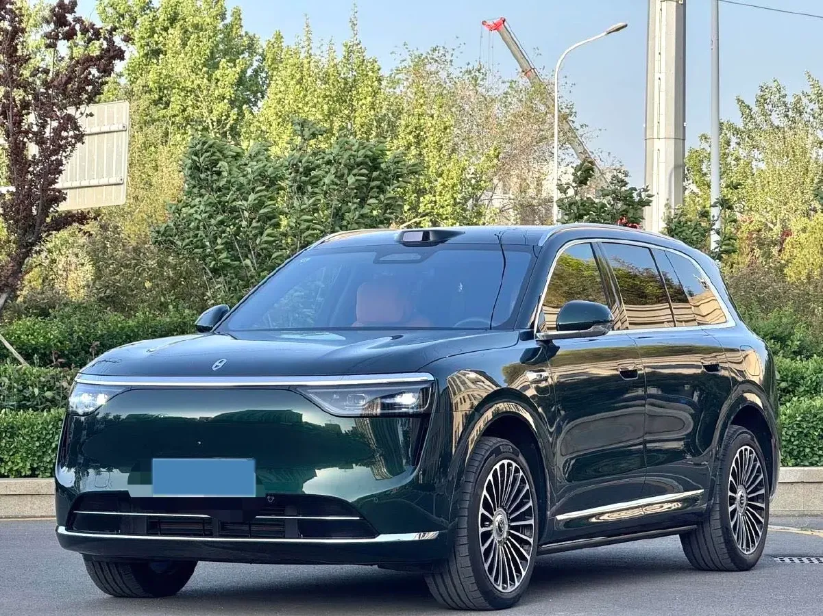2025 AITO AITO M9 REEV 160HP REEV 52KWH,autocango,china used car exporter,china ev exporter,chinese used car exporter,chinese used ev exporter
