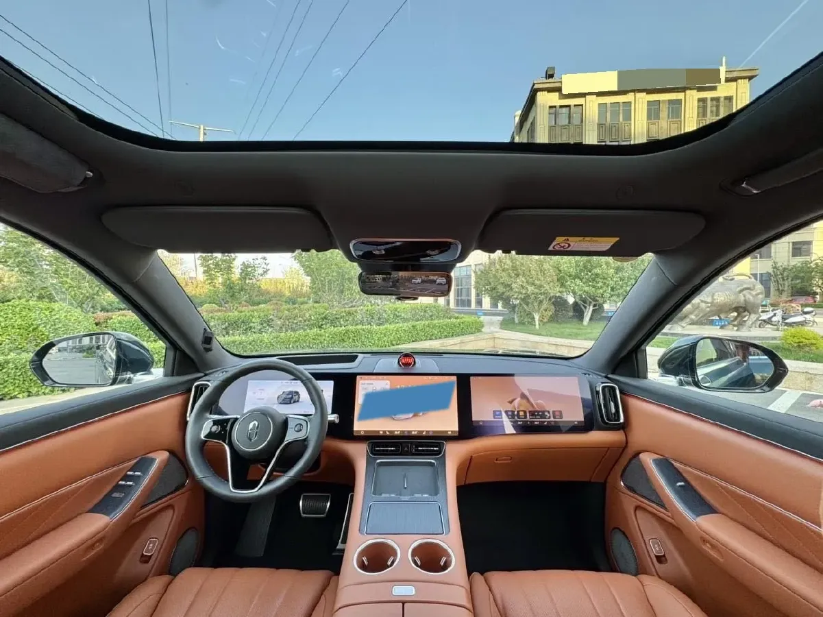 2025 AITO AITO M9 REEV 160HP REEV 52KWH,autocango,china used car exporter,china ev exporter,chinese used car exporter,chinese used ev exporter