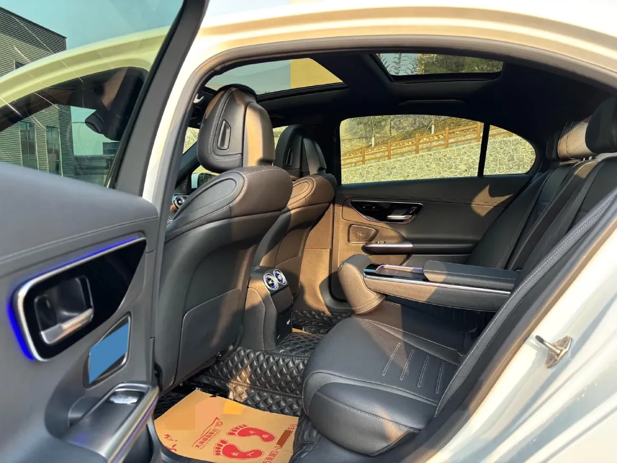 2022 Mercedes-Benz C Class 1.5T 204HP L4 9AT,autocango,china used car exporter,china ev exporter,chinese used car exporter,chinese used ev exporter