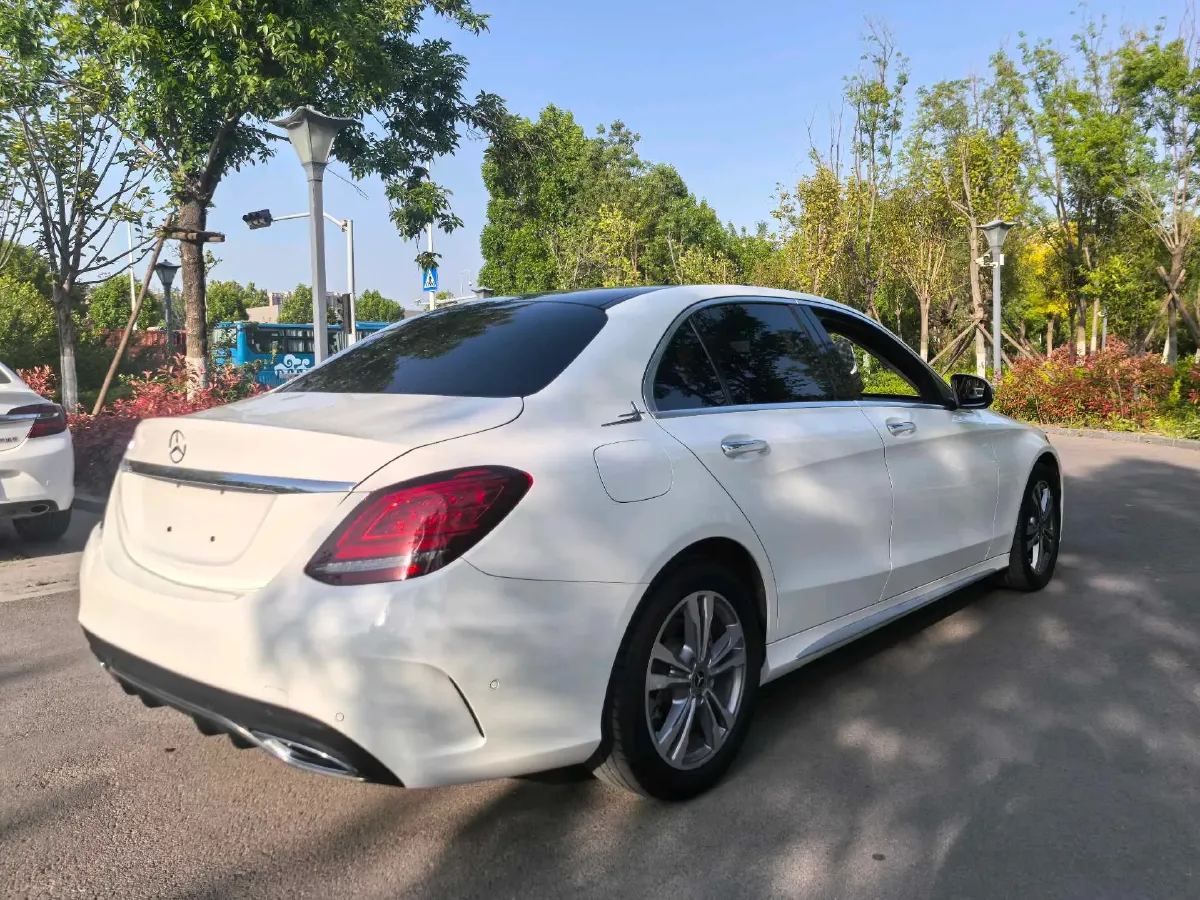 2021 Mercedes-Benz C Class 1.5T 156HP L4 9AT,autocango,china used car exporter,china ev exporter,chinese used car exporter,chinese used ev exporter