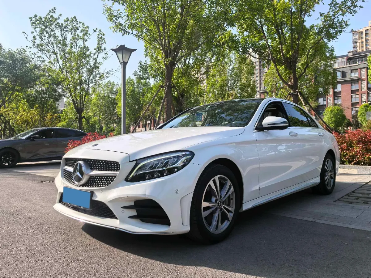 2021 Mercedes-Benz C Class 1.5T 156HP L4 9AT,autocango,china used car exporter,china ev exporter,chinese used car exporter,chinese used ev exporter