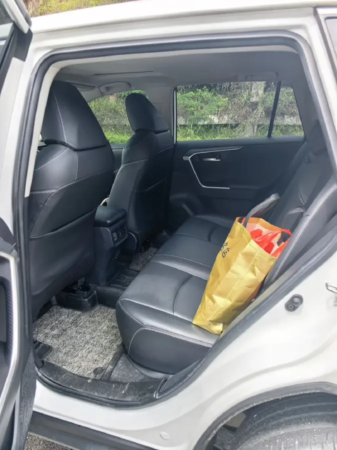 2022 Toyota RAV4 2.0L 171HP L4 CVT,autocango,china used car exporter,china ev exporter,chinese used car exporter,chinese used ev exporter