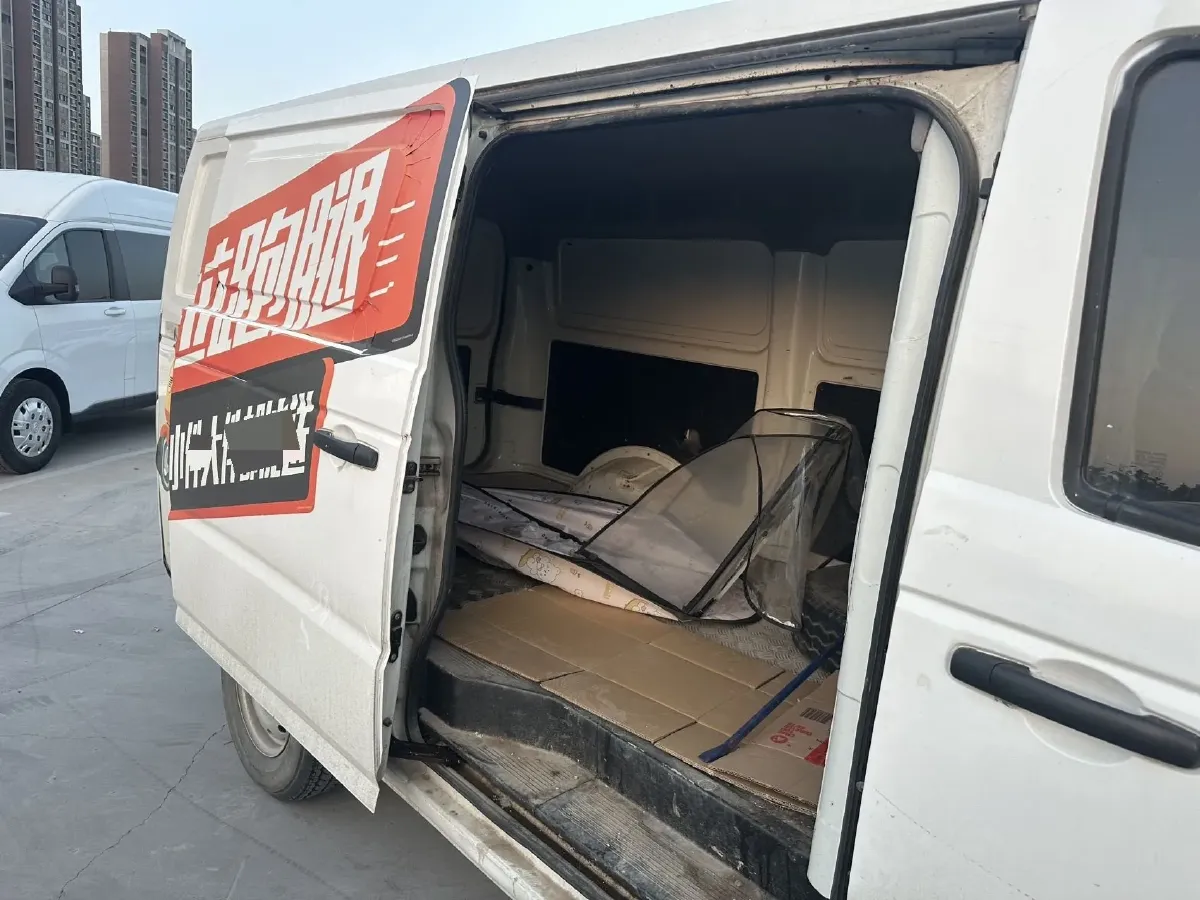 2020 MAXUS XinTu EV90 BEV 72KWH,autocango,china used car exporter,china ev exporter,chinese used car exporter,chinese used ev exporter