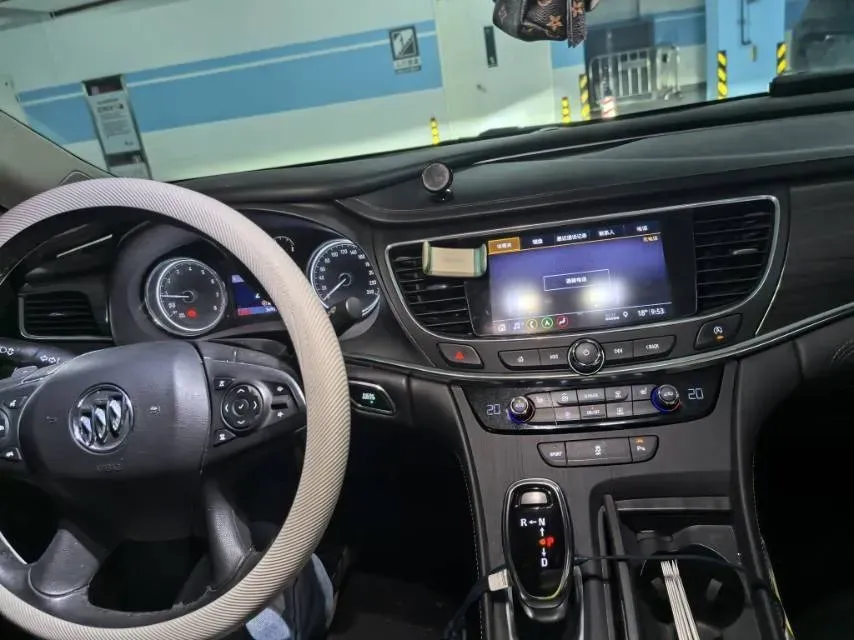 2019 Buick Larcosse 2.0T 241HP L4 9AT,autocango,china used car exporter,china ev exporter,chinese used car exporter,chinese used ev exporter