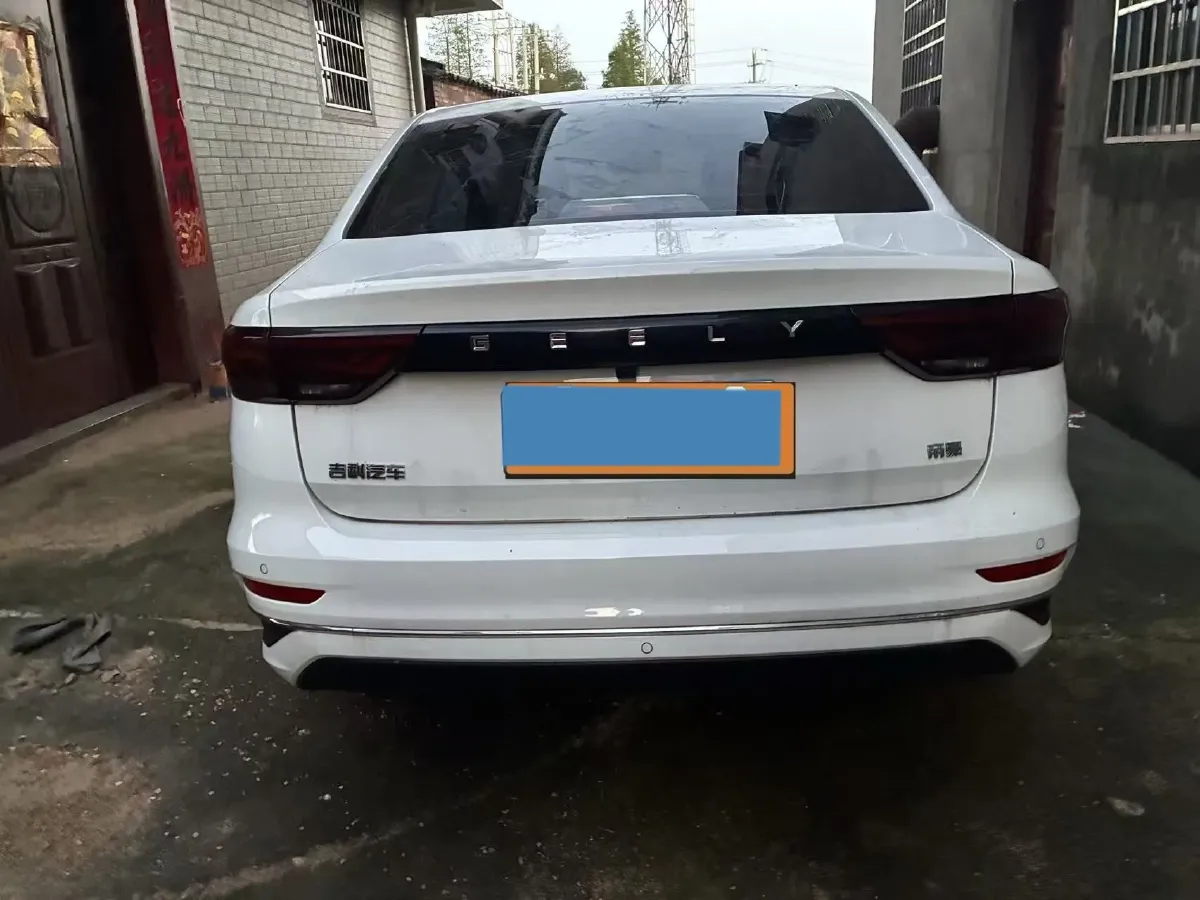 2025 Geely Emgrand 1.5L 127HP L4 CVT,autocango,china used car exporter,china ev exporter,chinese used car exporter,chinese used ev exporter