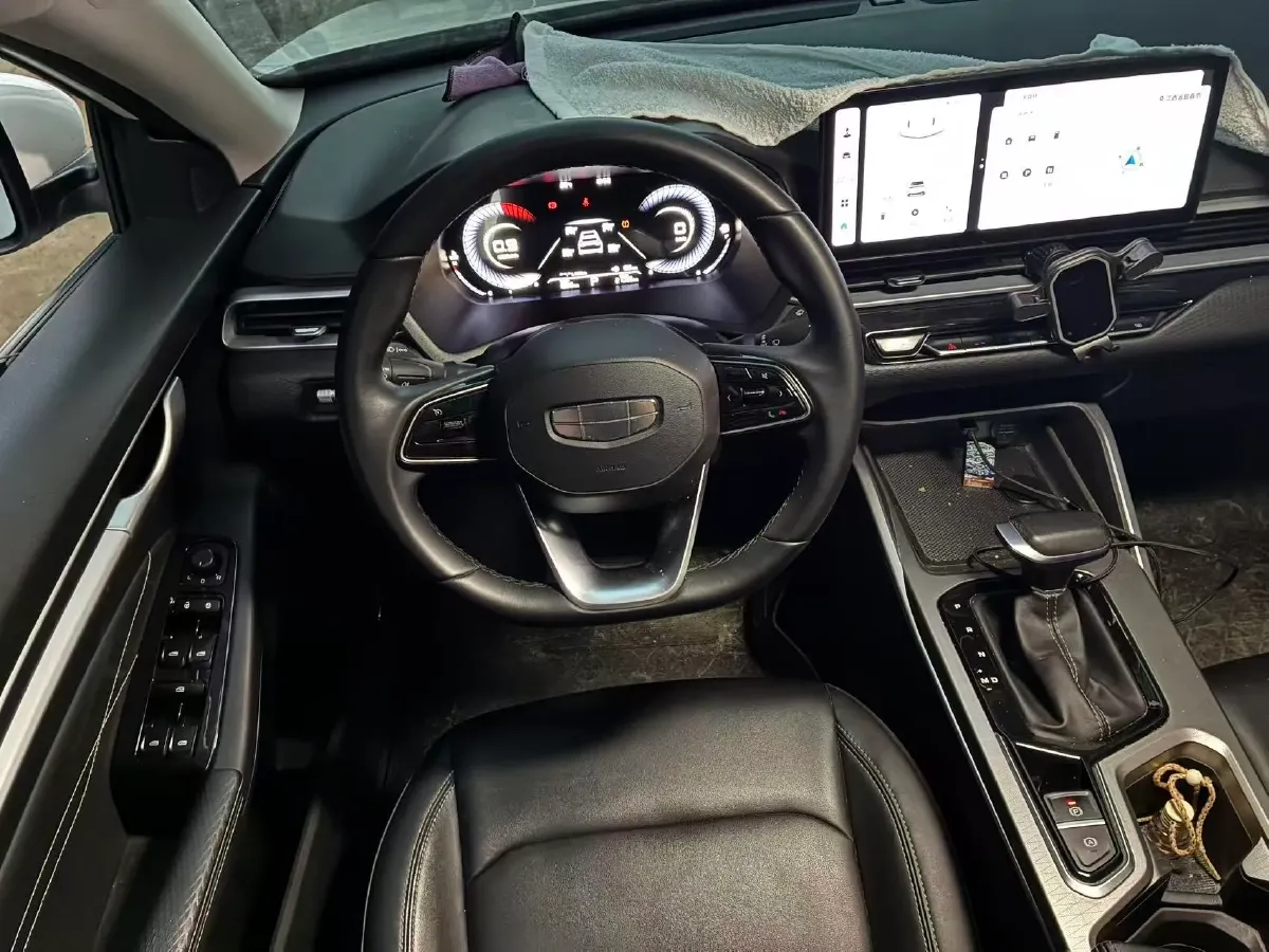 2025 Geely Emgrand 1.5L 127HP L4 CVT,autocango,china used car exporter,china ev exporter,chinese used car exporter,chinese used ev exporter