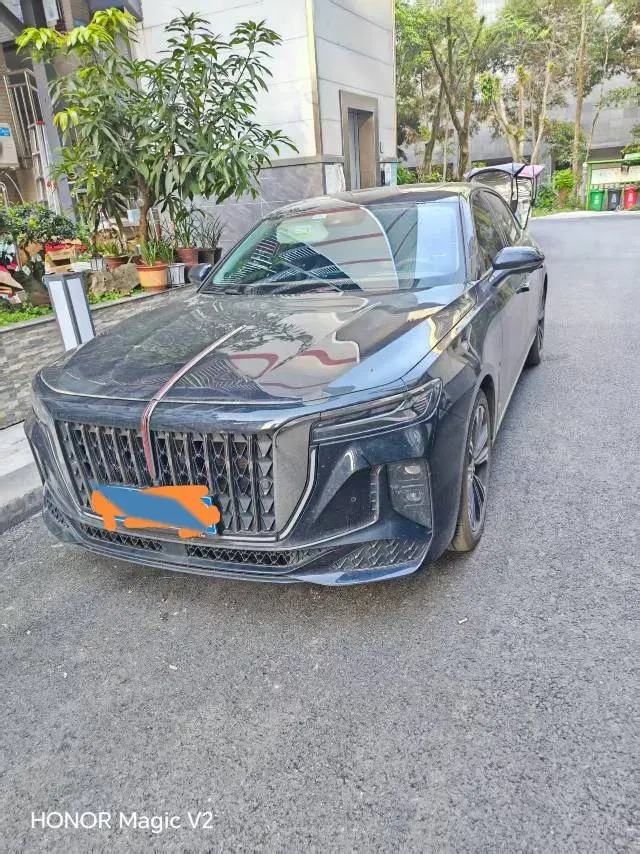 2024 HongQi H9 2.0T 252HP L4 7DCT,autocango,china used car exporter,china ev exporter,chinese used car exporter,chinese used ev exporter