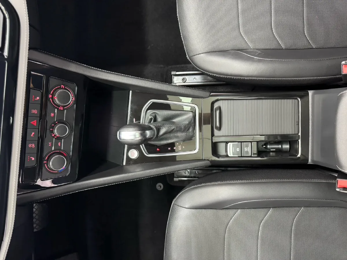 2022 Jetta VS5 1.4T 150HP L4 6AT,autocango,china used car exporter,china ev exporter,chinese used car exporter,chinese used ev exporter