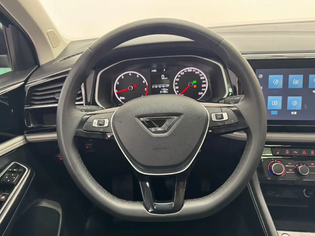 2022 Jetta VS5 1.4T 150HP L4 6AT,autocango,china used car exporter,china ev exporter,chinese used car exporter,chinese used ev exporter