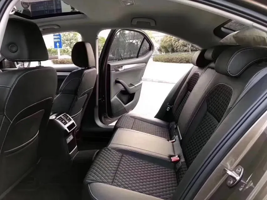 2018 Nissan Terra 2.5L 184HP L4 7AT,autocango,china used car exporter,china ev exporter,chinese used car exporter,chinese used ev exporter