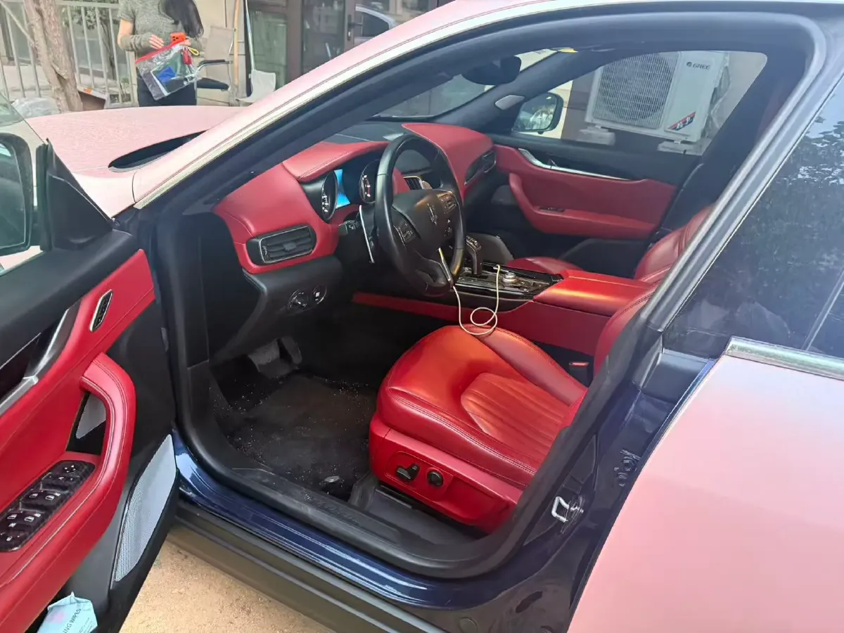 2018 Maserati Levante 3.0T 350HP V6 8AT,autocango,china used car exporter,china ev exporter,chinese used car exporter,chinese used ev exporter