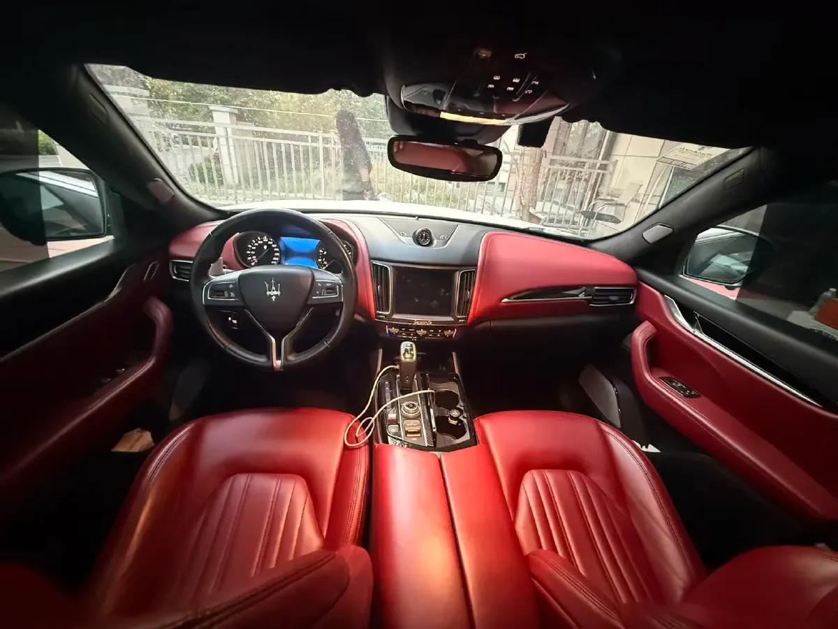 2018 Maserati Levante 3.0T 350HP V6 8AT,autocango,china used car exporter,china ev exporter,chinese used car exporter,chinese used ev exporter