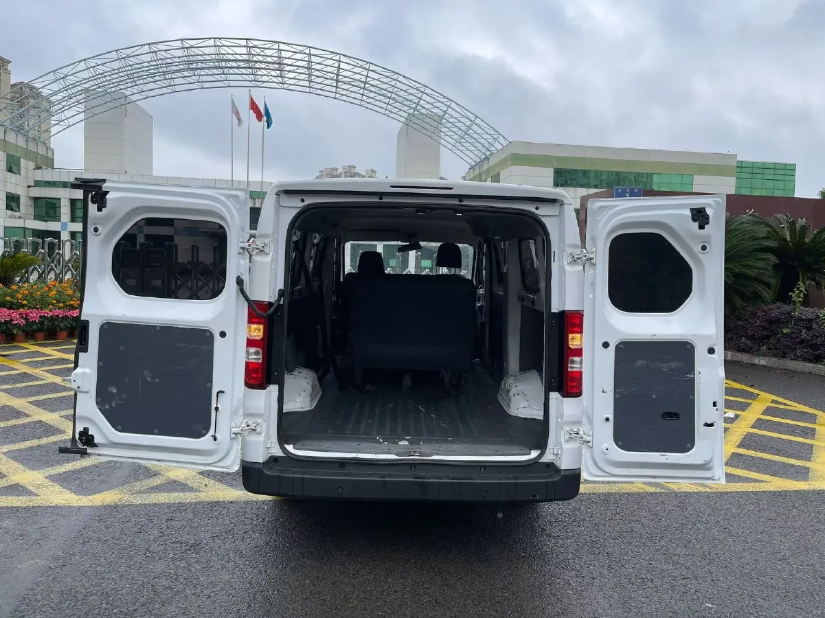 2024 WuLing YangGuang BEV 41.9KWH,autocango,china used car exporter,china ev exporter,chinese used car exporter,chinese used ev exporter