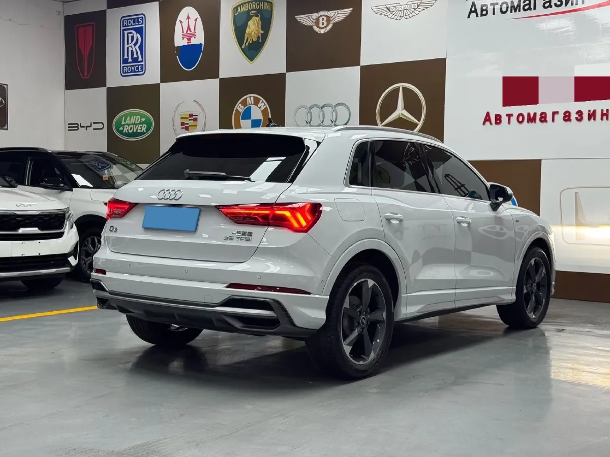 2022 Audi Q3 1.4T 150HP L4 7DCT,autocango,china used car exporter,china ev exporter,chinese used car exporter,chinese used ev exporter