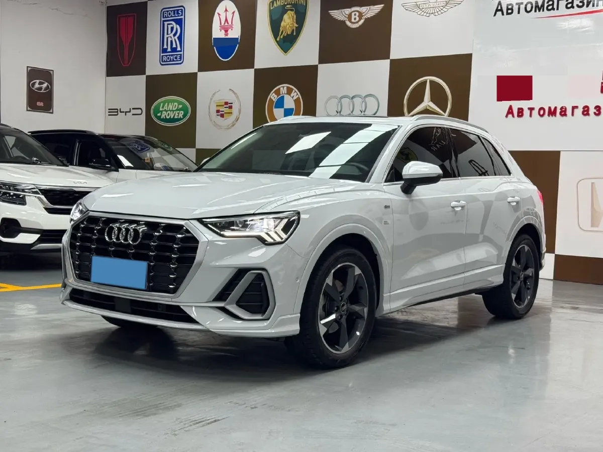 2022 Audi Q3 1.4T 150HP L4 7DCT,autocango,china used car exporter,china ev exporter,chinese used car exporter,chinese used ev exporter