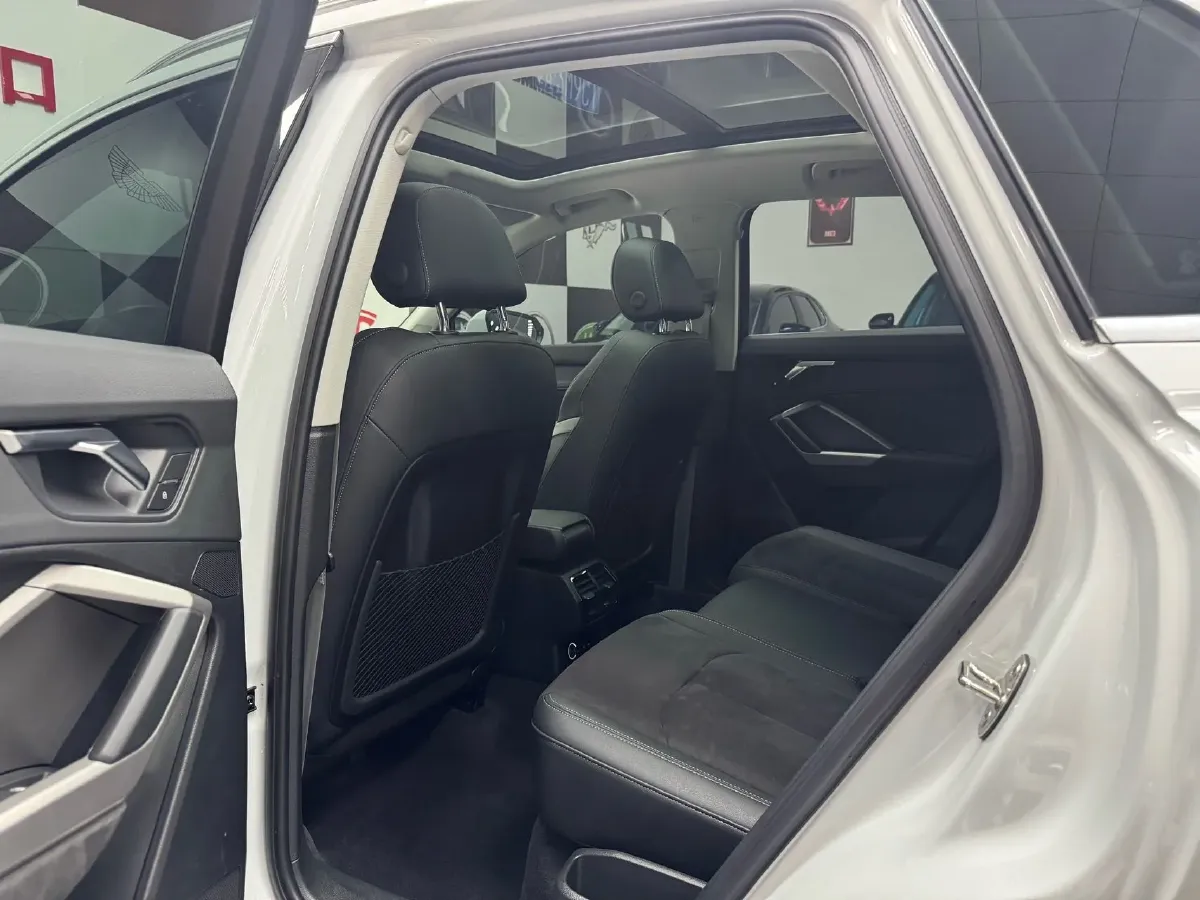 2022 Audi Q3 1.4T 150HP L4 7DCT,autocango,china used car exporter,china ev exporter,chinese used car exporter,chinese used ev exporter