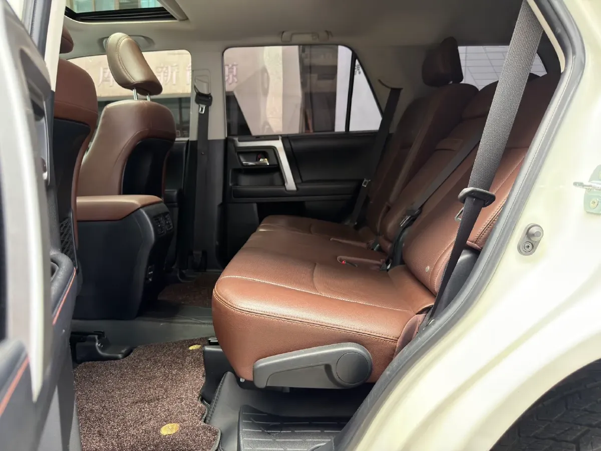 2020 Toyota Highlander 3.5L 299HP V6 8AT,autocango,china used car exporter,china ev exporter,chinese used car exporter,chinese used ev exporter