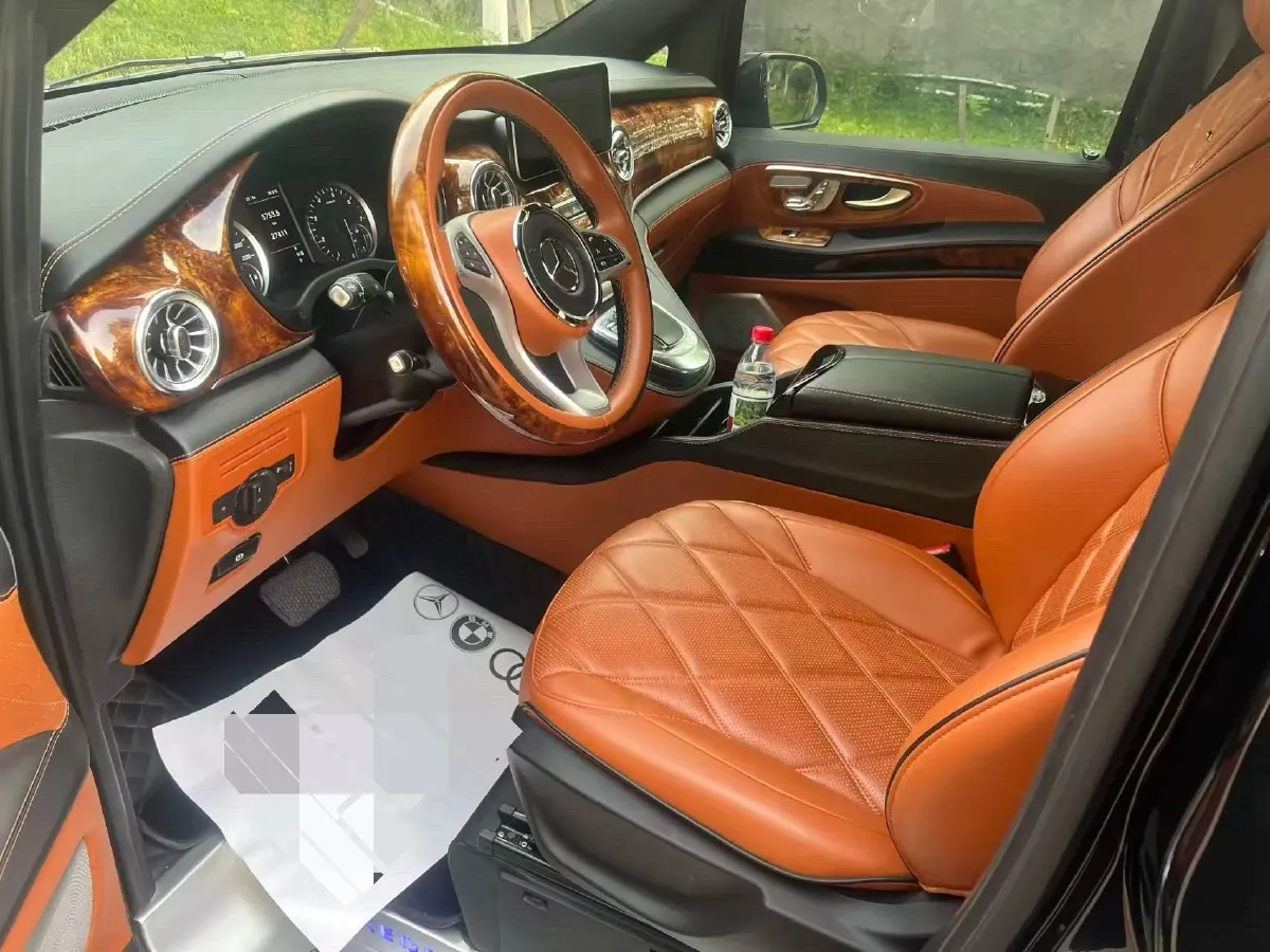 2023 Mercedes-Benz Vito 2.0T 211HP L4 9AT,autocango,china used car exporter,china ev exporter,chinese used car exporter,chinese used ev exporter