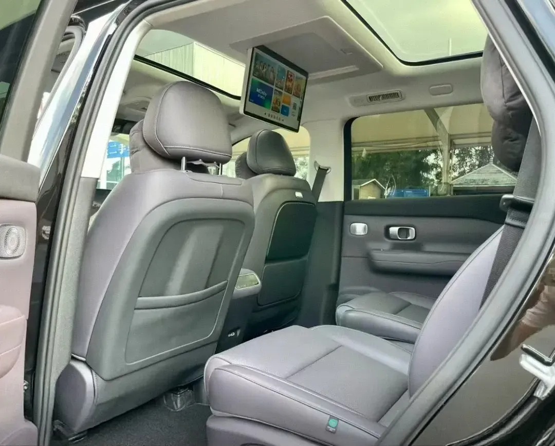 2025 LinkTour E-M8 BEV 65KWH,autocango,china used car exporter,china ev exporter,chinese used car exporter,chinese used ev exporter