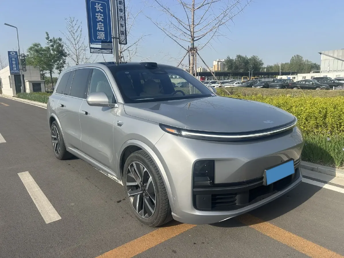 2024 Li L9 Range Extended 154HP REEV 52.3KWH,autocango,china used car exporter,china ev exporter,chinese used car exporter,chinese used ev exporter