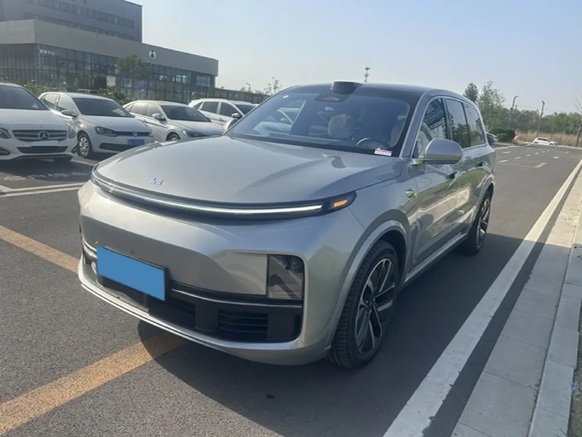 2024 Li L9 Range Extended 154HP REEV 52.3KWH,autocango,china used car exporter,china ev exporter,chinese used car exporter,chinese used ev exporter