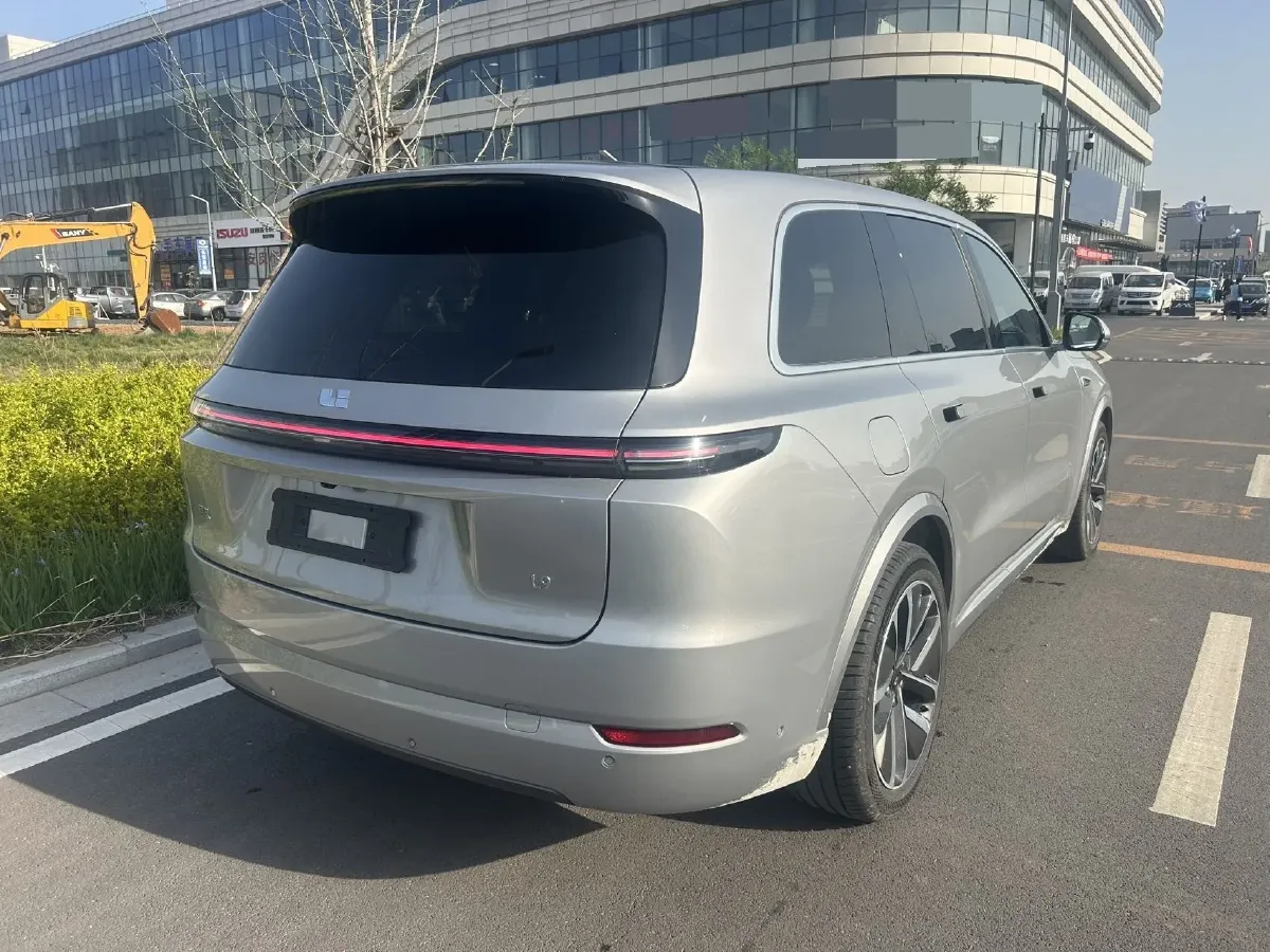 2024 Li L9 Range Extended 154HP REEV 52.3KWH,autocango,china used car exporter,china ev exporter,chinese used car exporter,chinese used ev exporter