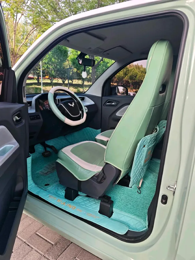 2021 WuLing HongGuang MINI EV BEV 9.3KWH,autocango,china used car exporter,china ev exporter,chinese used car exporter,chinese used ev exporter