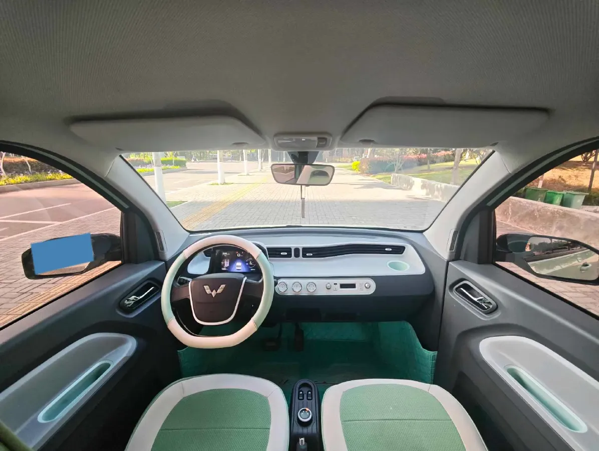 2021 WuLing HongGuang MINI EV BEV 9.3KWH,autocango,china used car exporter,china ev exporter,chinese used car exporter,chinese used ev exporter