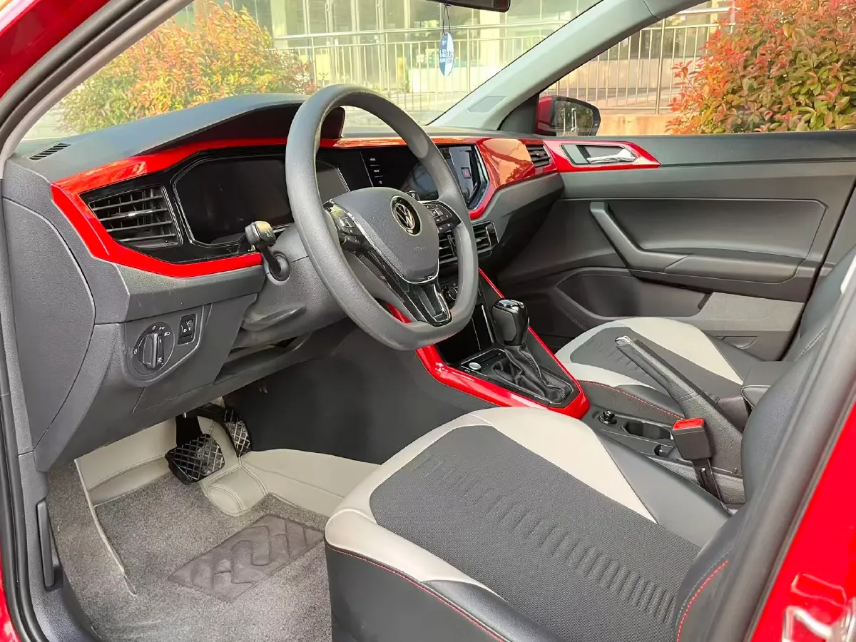 2023 Volkswagen Polo 1.5L 113HP L4 6AT,autocango,china used car exporter,china ev exporter,chinese used car exporter,chinese used ev exporter