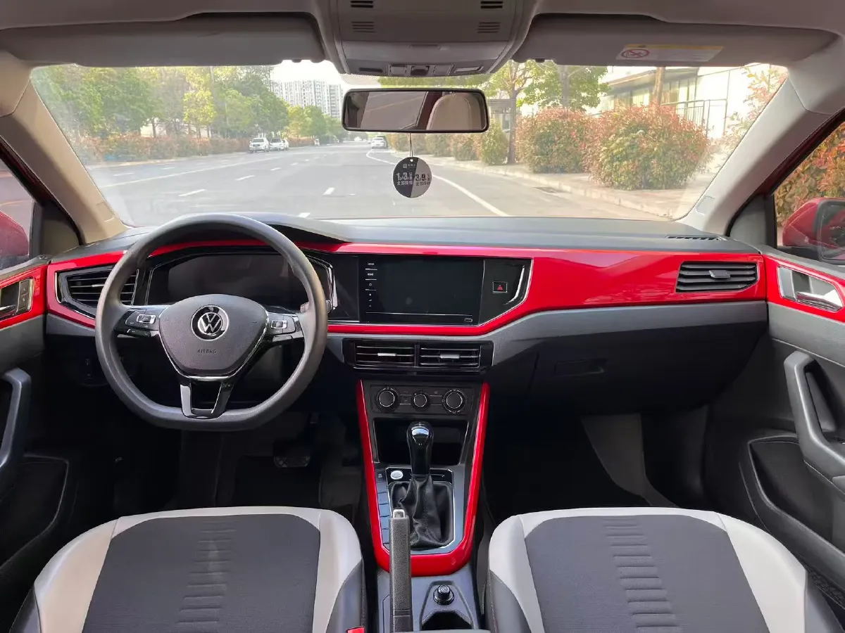 2023 Volkswagen Polo 1.5L 113HP L4 6AT,autocango,china used car exporter,china ev exporter,chinese used car exporter,chinese used ev exporter