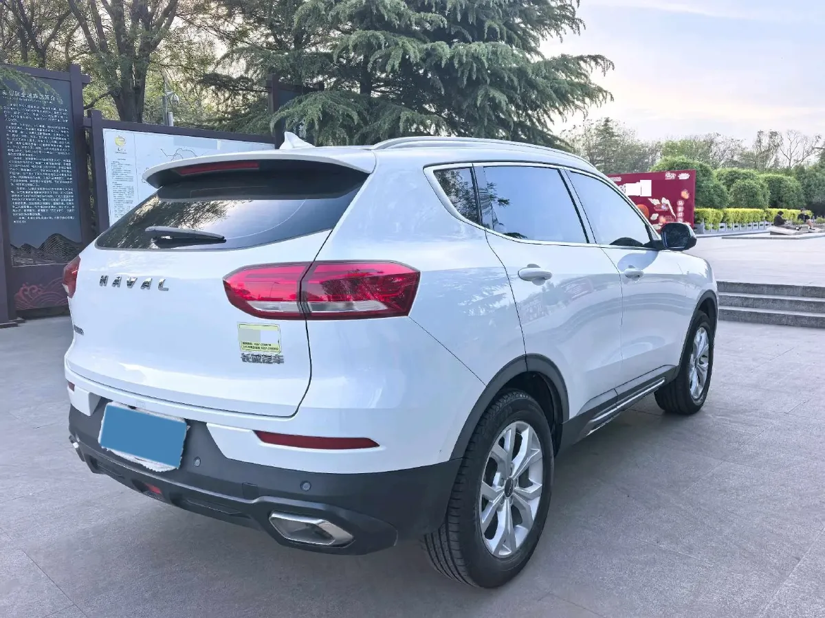2020 Haval H6 1.5T 169HP L4 7DCT,autocango,china used car exporter,china ev exporter,chinese used car exporter,chinese used ev exporter
