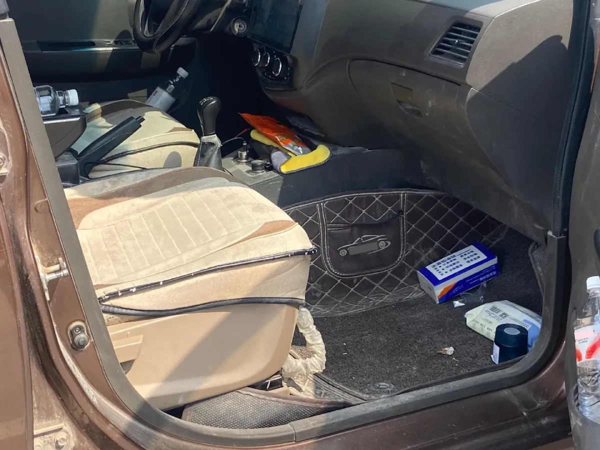 2016 WuLing HongGuang 1.5L 112HP L4 5MT,autocango,china used car exporter,china ev exporter,chinese used car exporter,chinese used ev exporter