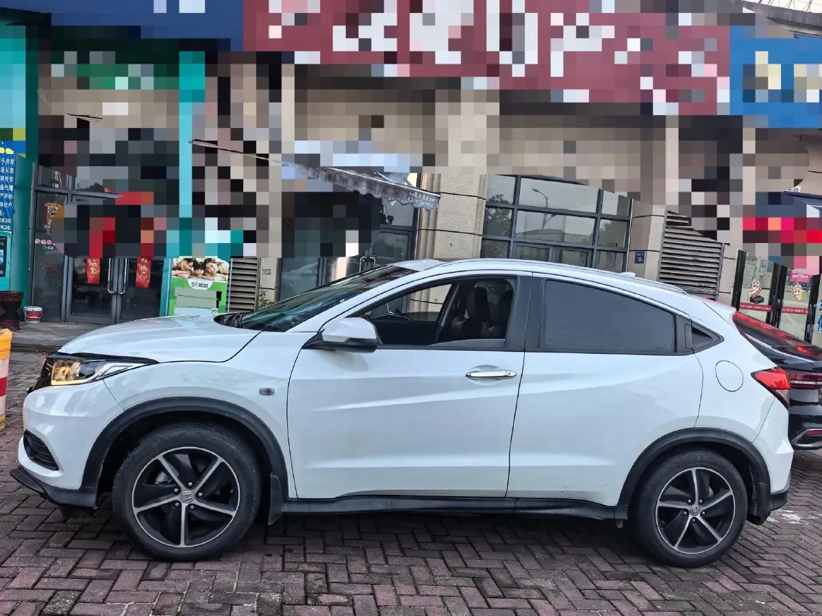 2020 Honda Vezel 1.5L 131HP L4 CVT,autocango,china used car exporter,china ev exporter,chinese used car exporter,chinese used ev exporter