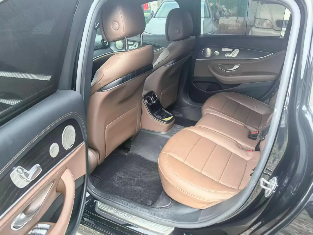 2023 Mercedes-Benz E Class 2.0T 258HP L4 9AT,autocango,china used car exporter,china ev exporter,chinese used car exporter,chinese used ev exporter