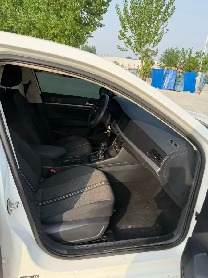 2019 Volkswagen T-Cross 1.5L 113HP L4 6AT,autocango,china used car exporter,china ev exporter,chinese used car exporter,chinese used ev exporter