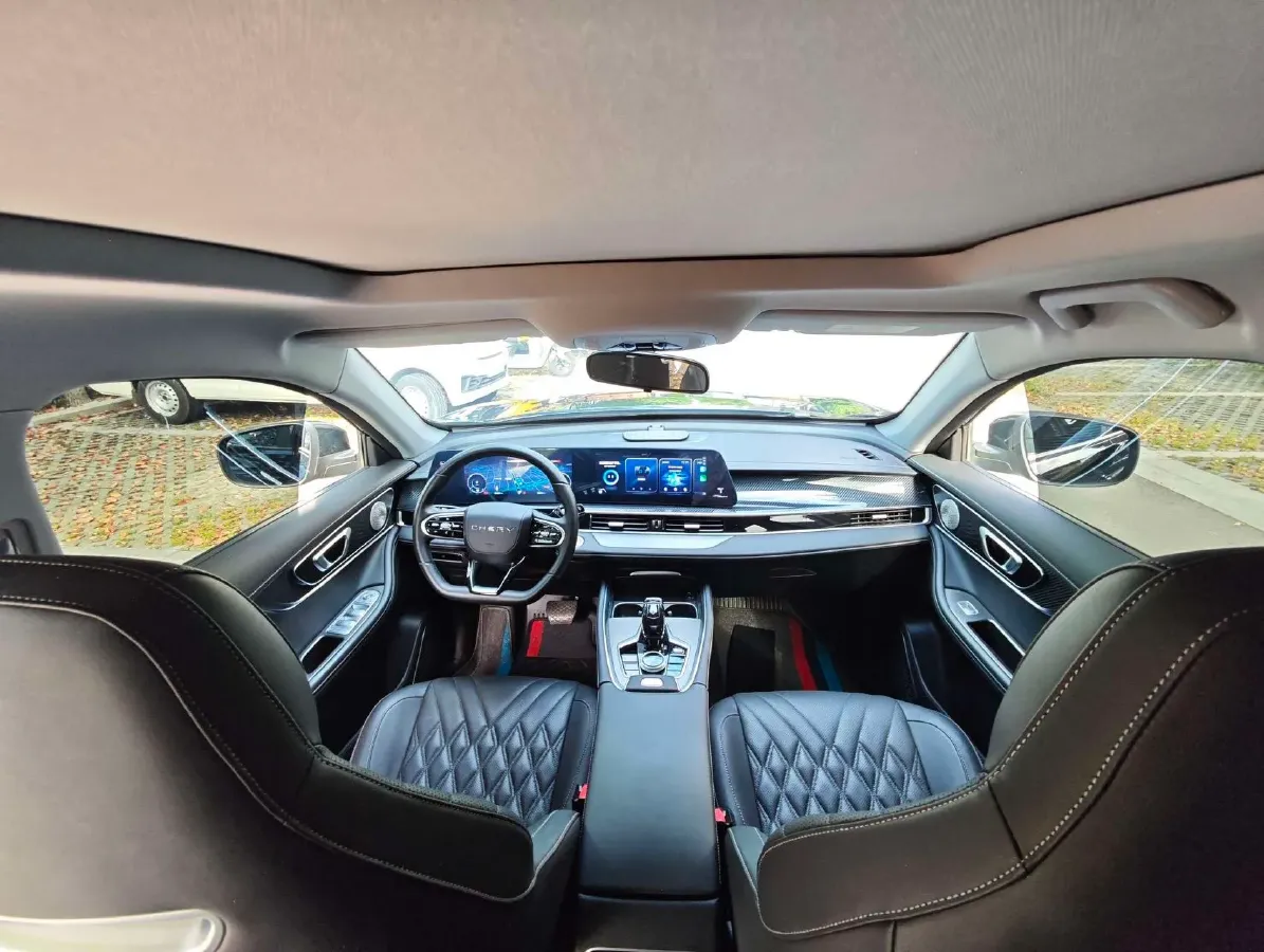 2025 Chery Tiggo 7 Plus 1.6T 197HP L4 8AT,autocango,china used car exporter,china ev exporter,chinese used car exporter,chinese used ev exporter