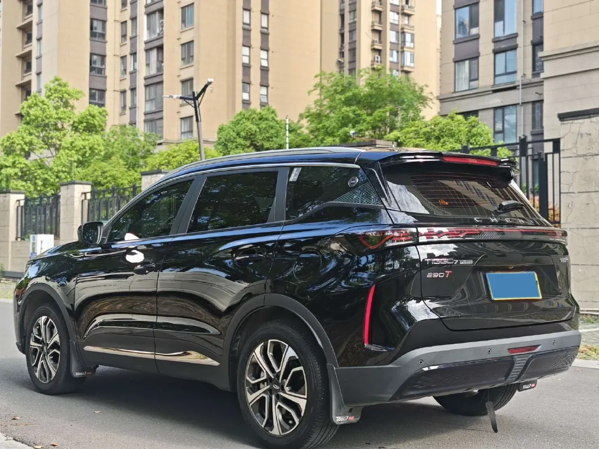 2025 Chery Tiggo 7 Plus 1.6T 197HP L4 8AT,autocango,china used car exporter,china ev exporter,chinese used car exporter,chinese used ev exporter