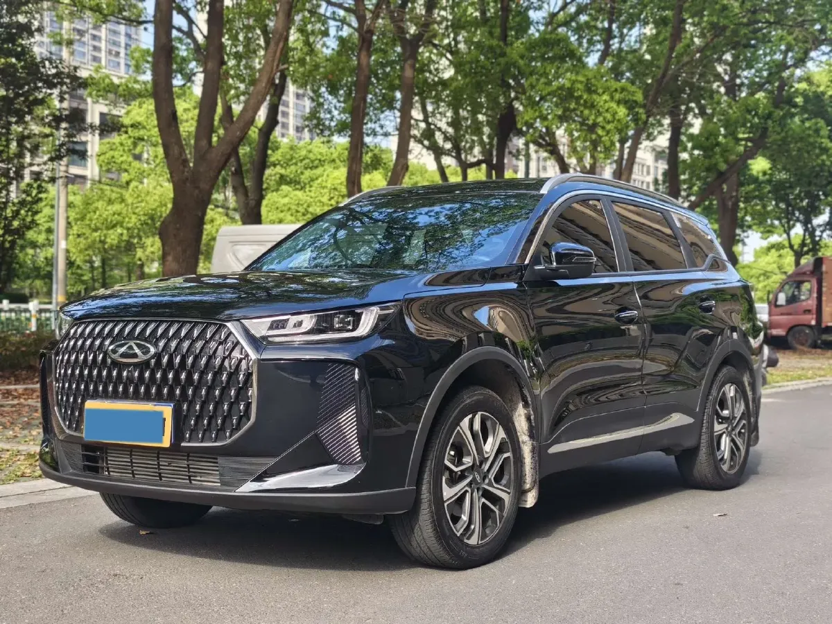 2025 Chery Tiggo 7 Plus 1.6T 197HP L4 8AT,autocango,china used car exporter,china ev exporter,chinese used car exporter,chinese used ev exporter