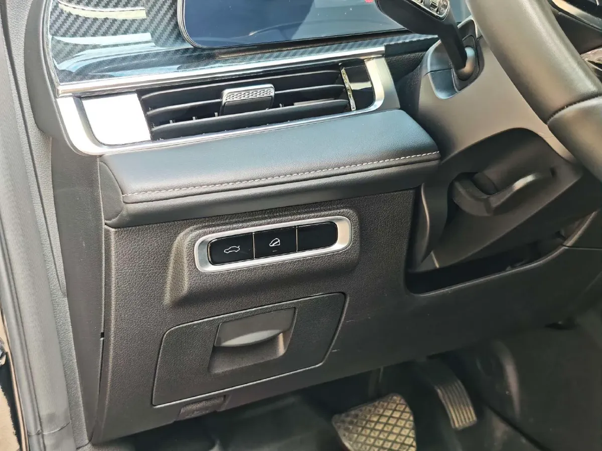 2025 Chery Tiggo 7 Plus 1.6T 197HP L4 8AT,autocango,china used car exporter,china ev exporter,chinese used car exporter,chinese used ev exporter