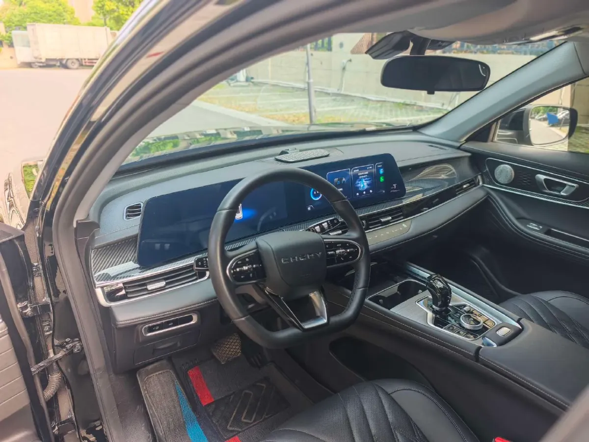 2025 Chery Tiggo 7 Plus 1.6T 197HP L4 8AT,autocango,china used car exporter,china ev exporter,chinese used car exporter,chinese used ev exporter