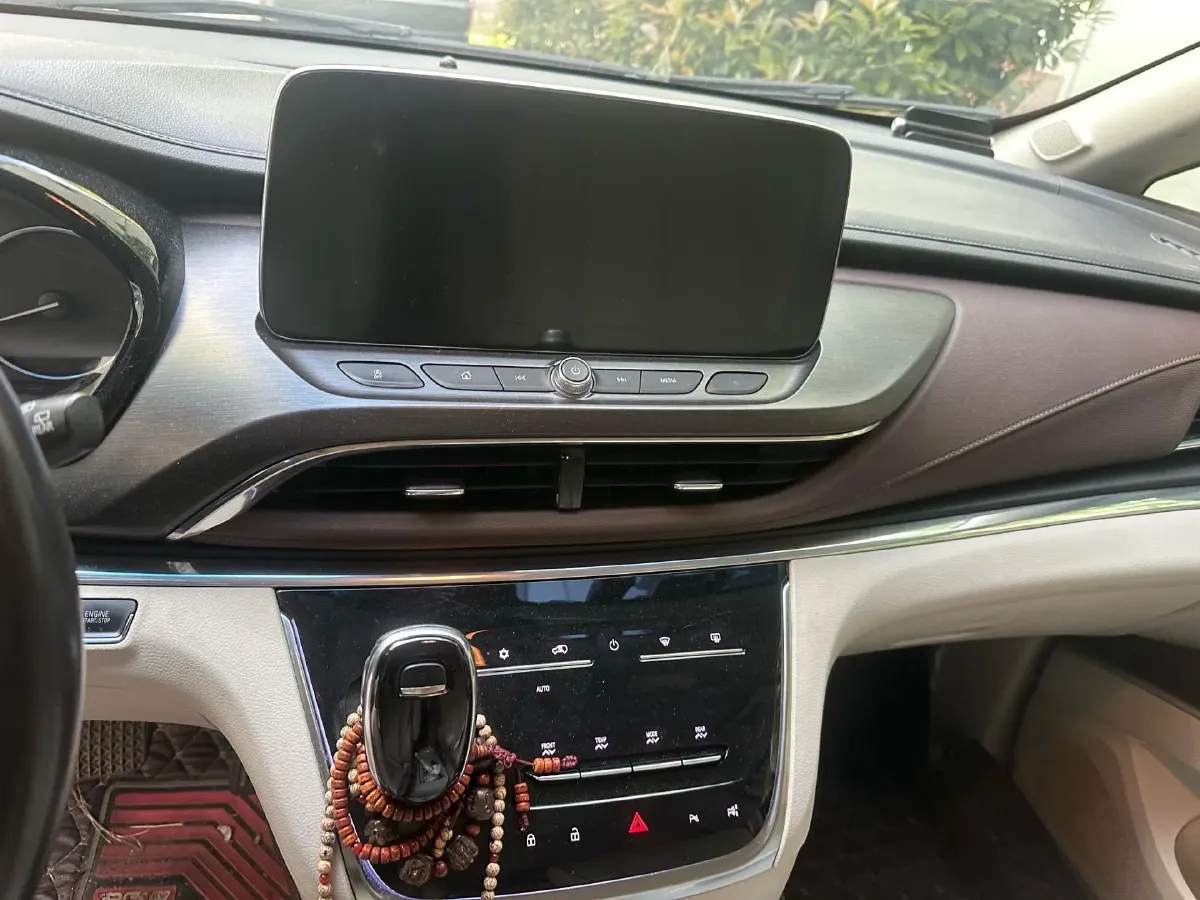 2021 Buick GL8 2.0T 237HP L4 9AT,autocango,china used car exporter,china ev exporter,chinese used car exporter,chinese used ev exporter