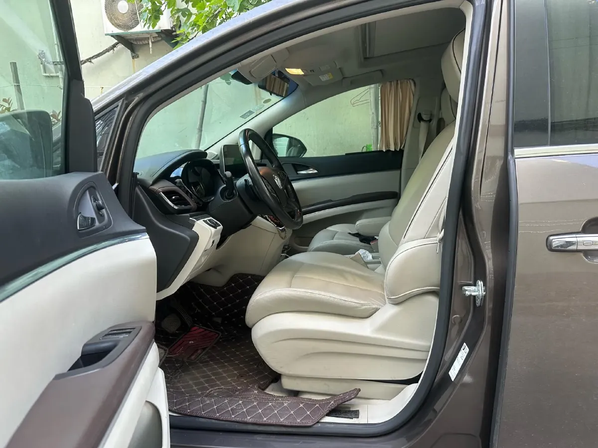 2021 Buick GL8 2.0T 237HP L4 9AT,autocango,china used car exporter,china ev exporter,chinese used car exporter,chinese used ev exporter