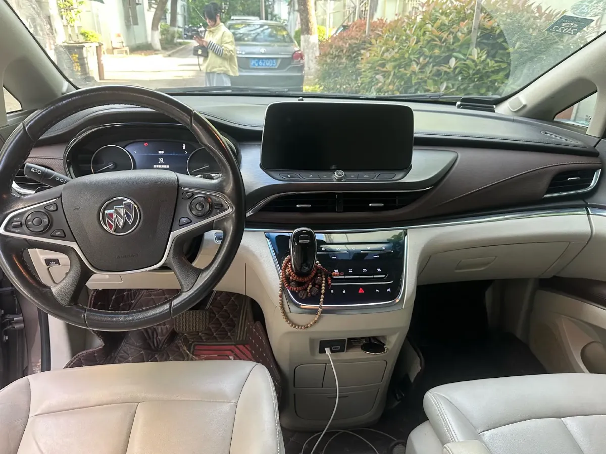 2021 Buick GL8 2.0T 237HP L4 9AT,autocango,china used car exporter,china ev exporter,chinese used car exporter,chinese used ev exporter