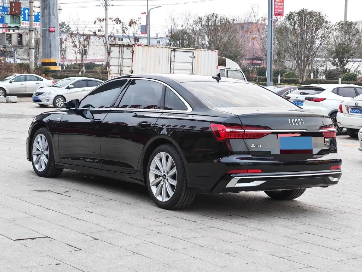 2024 Audi A6L 2.0T 245HP L4 7DCT,autocango,china used car exporter,china ev exporter,chinese used car exporter,chinese used ev exporter