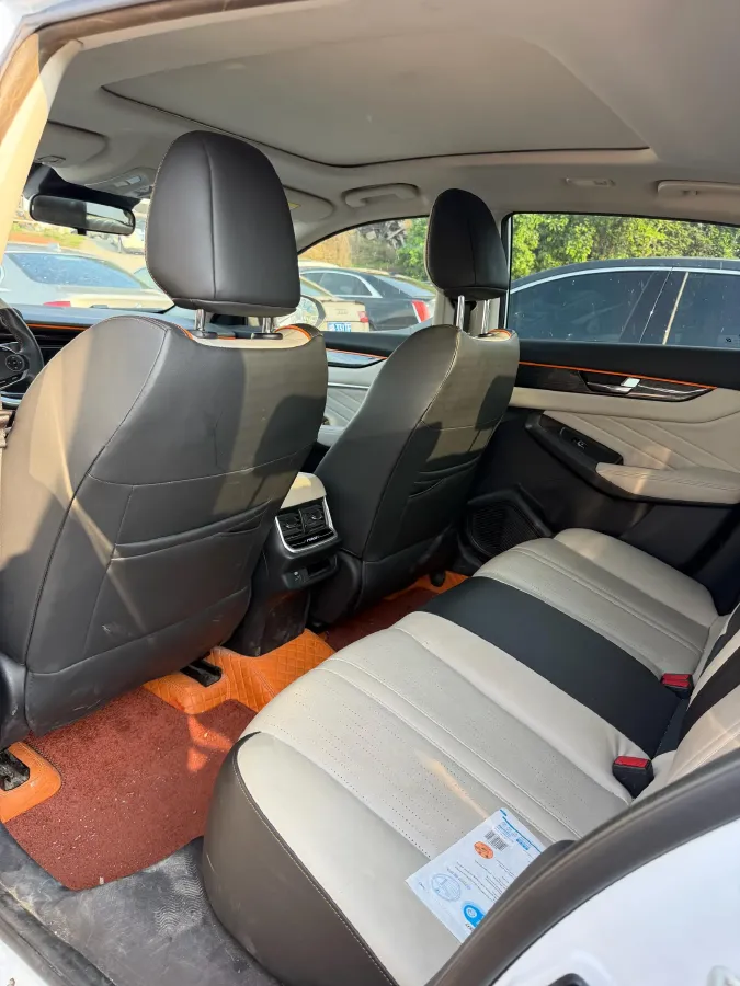 2021 DongFeng Aeolus YiXuan MAX 1.5T 190HP L4 7DCT,autocango,china used car exporter,china ev exporter,chinese used car exporter,chinese used ev exporter