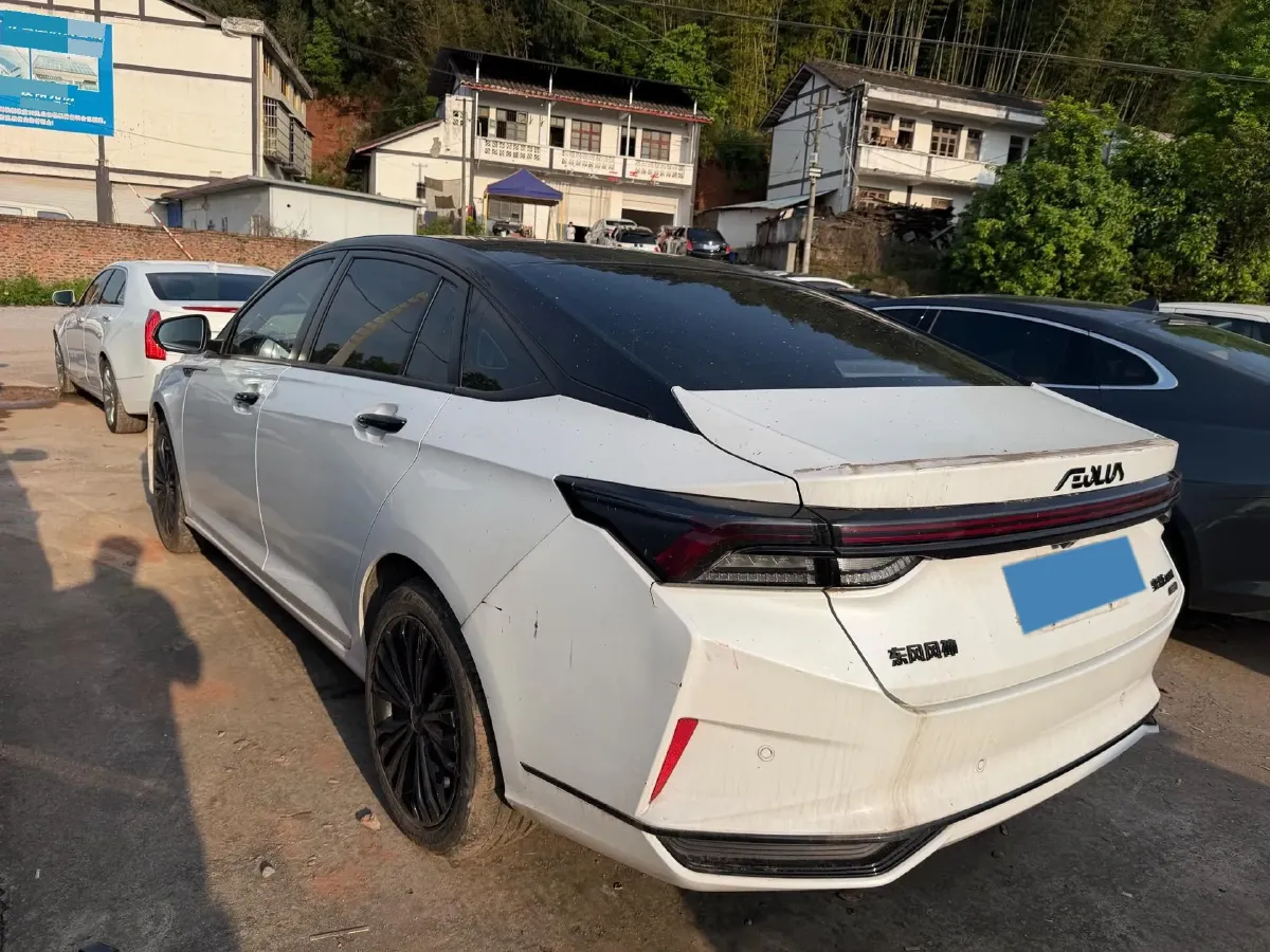 2021 DongFeng Aeolus YiXuan MAX 1.5T 190HP L4 7DCT,autocango,china used car exporter,china ev exporter,chinese used car exporter,chinese used ev exporter