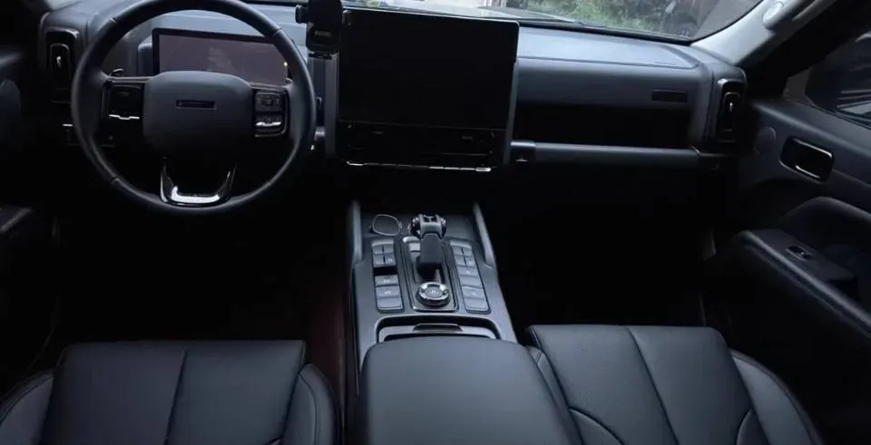 2024 Haval H9 2.0T 224HP L4 8AT,autocango,china used car exporter,china ev exporter,chinese used car exporter,chinese used ev exporter