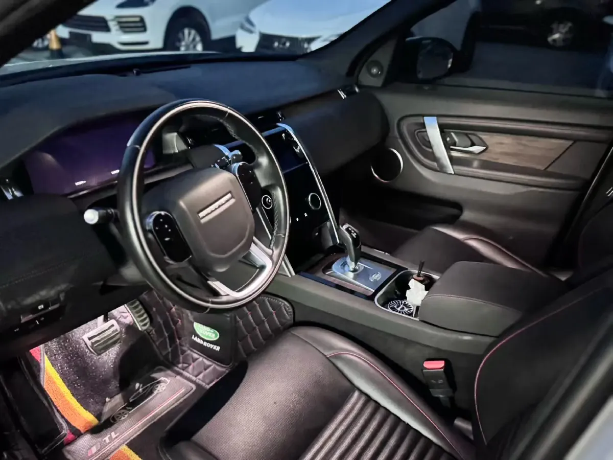 2020 Land Rover Discovery Sport 2.0T 249HP L4 9AT,autocango,china used car exporter,china ev exporter,chinese used car exporter,chinese used ev exporter